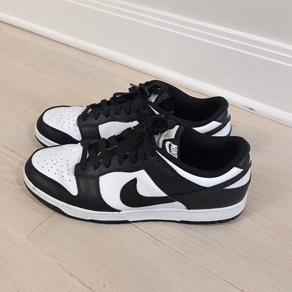 Brand New: Nike Men's Classic Black and White Dunks: No Box